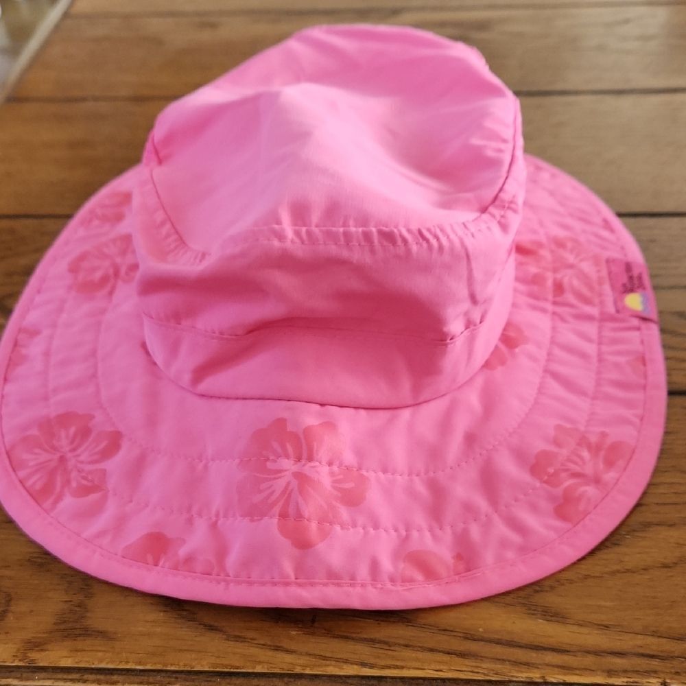 Pink Wide-Brimmed Sun Hat with Floppy Design Sun Protection Zone